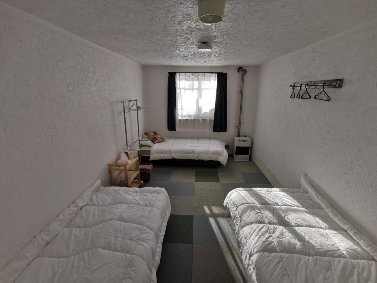 Hakuba Powder Republic Bed & Breakfast ภายนอก รูปภาพ