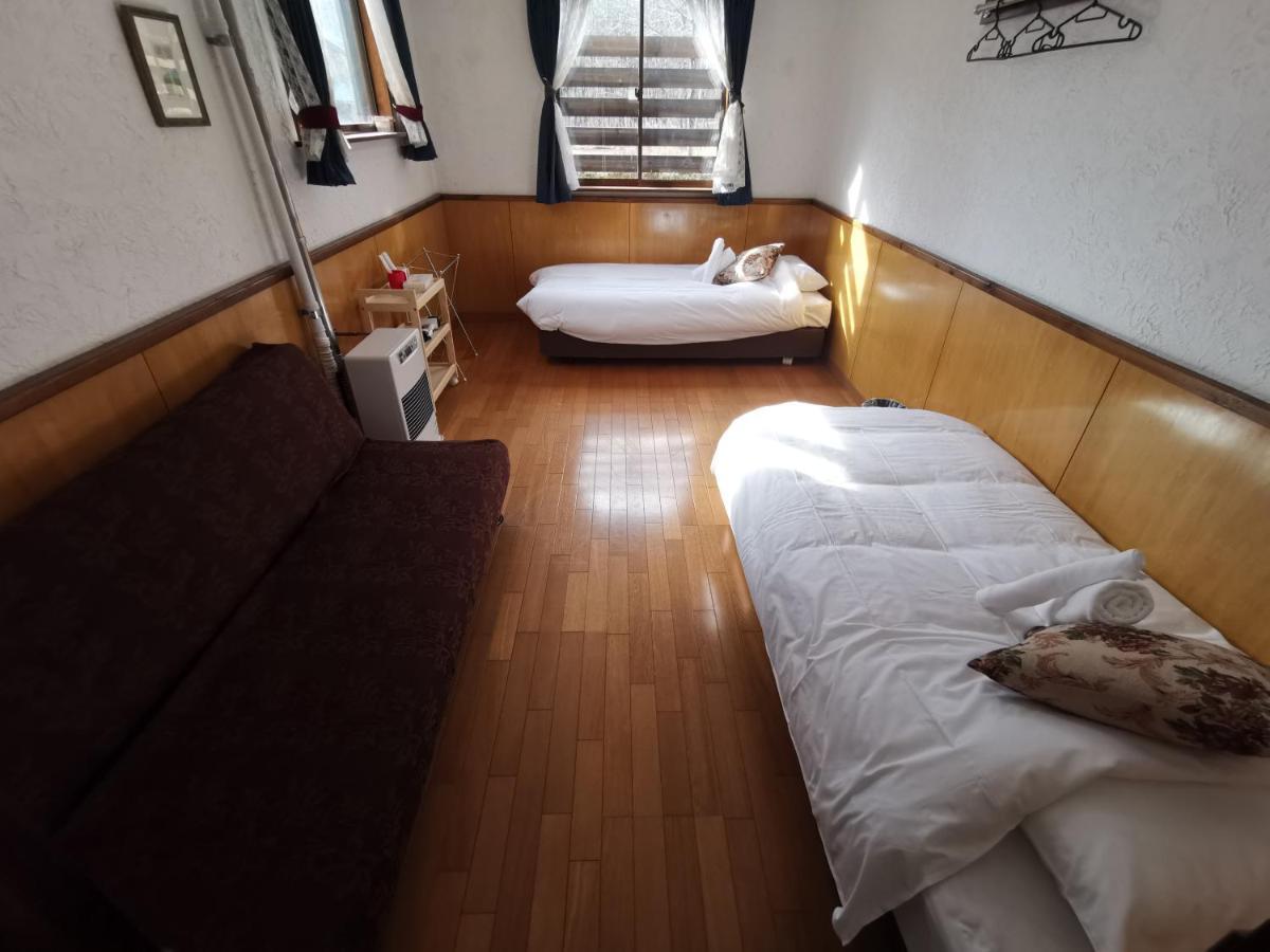 Hakuba Powder Republic Bed & Breakfast ภายนอก รูปภาพ