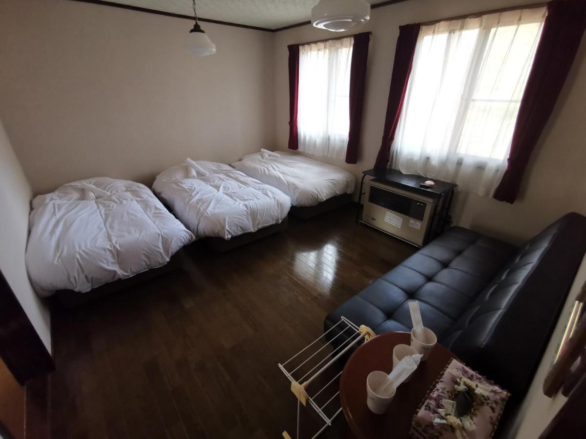 Hakuba Powder Republic Bed & Breakfast ภายนอก รูปภาพ